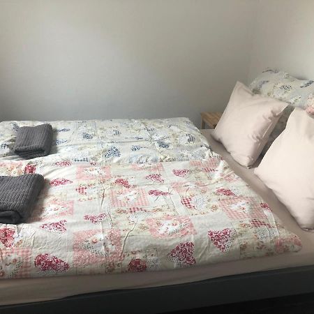 Dália apartman Gyömrő Exterior foto